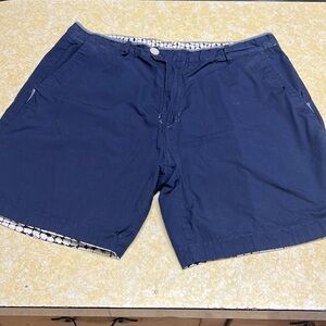 Men’s shorts , reversible style , SZ 38 , barely worn